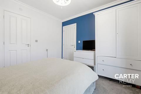 3 bedroom terraced house for sale, Carrowmore Close. Grays, RM20