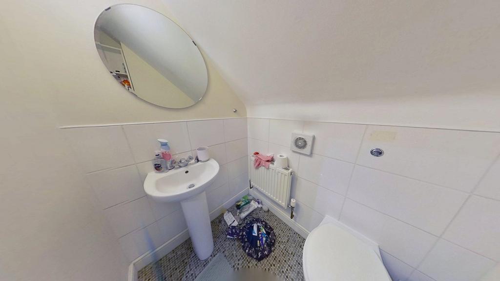 59-Teversal-Avenue-Toilet-Bedroom-5