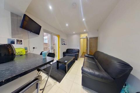 5 bedroom end of terrace house to rent, 59 Teversal Avenue, Nottingham, Nottinghamshire, NG7