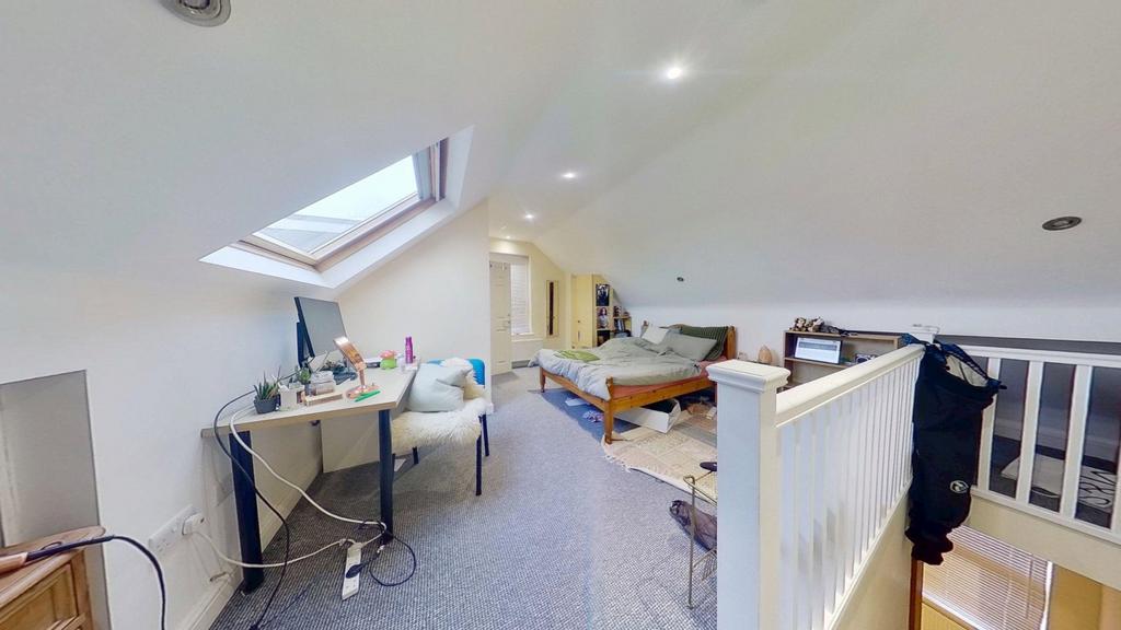 59-Teversal-Avenue-Bedroom-5