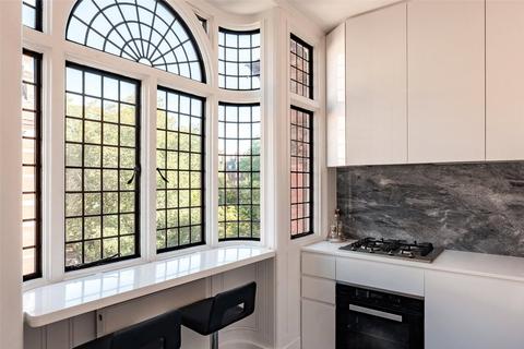 3 bedroom apartment for sale, Cadogan Square, Chelsea, London, SW1X