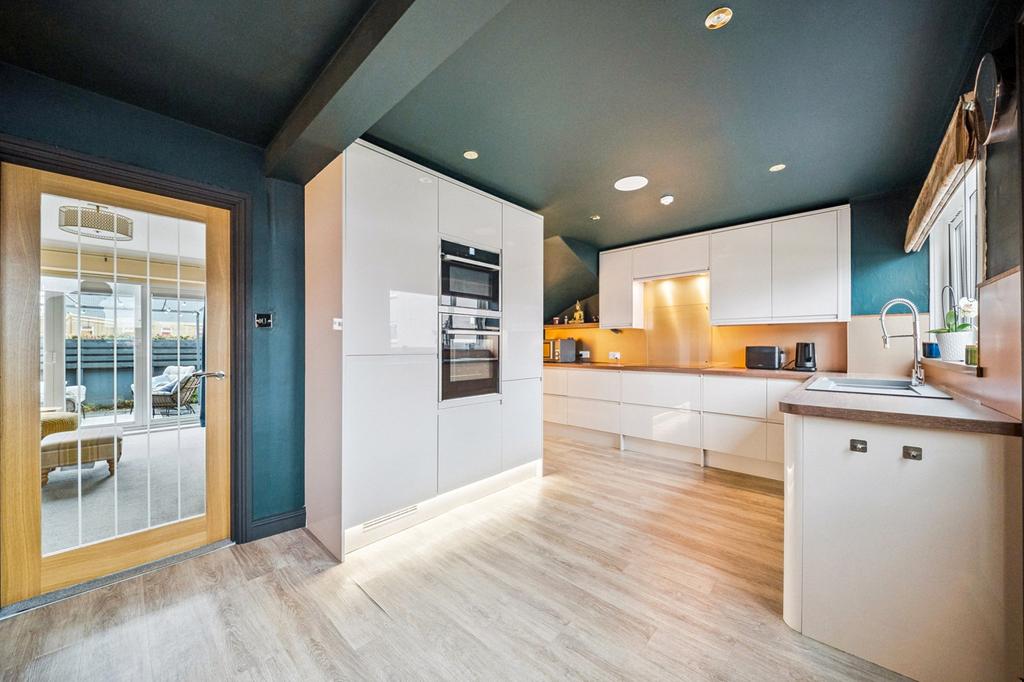 Dining Kitchen