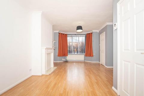 3 bedroom house to rent, Armley Grange View, Leeds