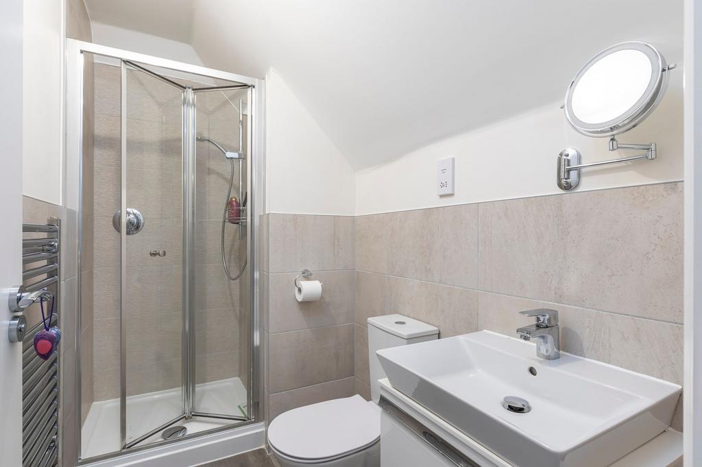 Second floor shower room