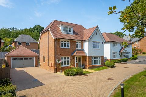 5 bedroom detached house for sale, Bluebird Grove, Haywards Heath RH17