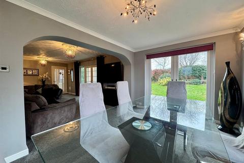 3 bedroom end of terrace house for sale, Orchard Close, Curdworth, Sutton Coldfield