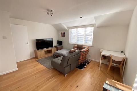 undefined, Nash Close, Herts AL9