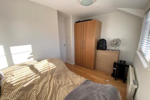 undefined, Nash Close, Herts AL9