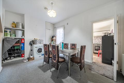 2 bedroom terraced house for sale, Roydene Road, Plumstead