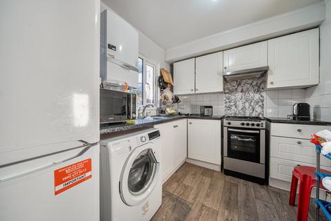 2 bedroom terraced house for sale, Roydene Road, Plumstead