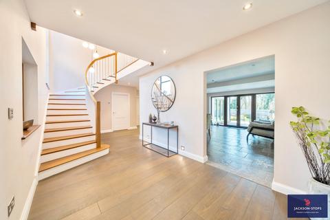 5 bedroom detached house for sale, West End, Silverstone, Towcester, Northamptonshire, NN12