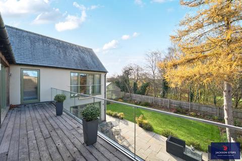5 bedroom detached house for sale, West End, Silverstone, Towcester, Northamptonshire, NN12