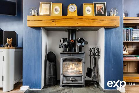 3 bedroom semi-detached house for sale, Avondale, Nottingham NG12