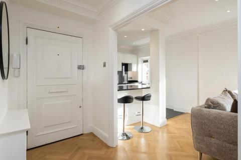 1 bedroom apartment to rent, Park Crescent, London W1B