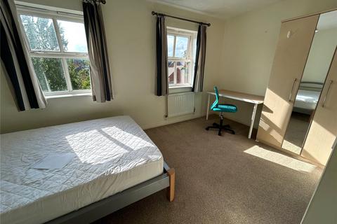 4 bedroom terraced house to rent, Paxton, Stoke Park, Bristol, Gloucestershire, BS16