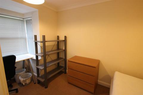 undefined, Hodges Court