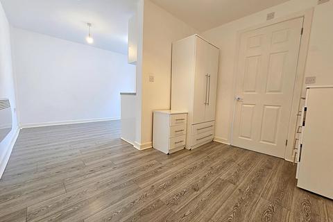 undefined, Wood Street (Flat 5), Warwickshire CV21