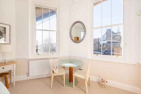 2 bedroom flat for sale, Giles Building, Upper Hampstead Walk, Hampstead, London, NW3