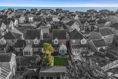 3 bedroom detached house for sale, Clacton on Sea CO15