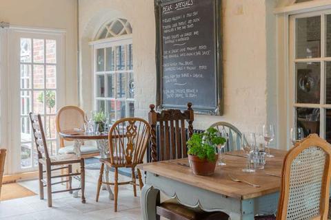 Hospitality for sale, 14 South St Wareham BH20 4LT