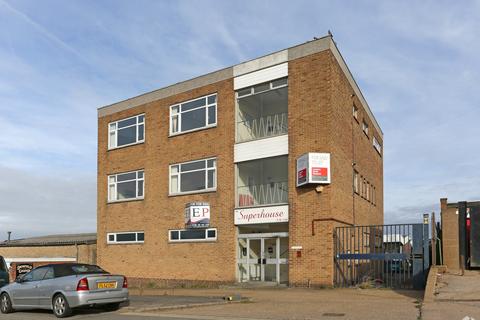 Industrial unit to rent, 66 Commercial Sq Leicester LE2 7SR