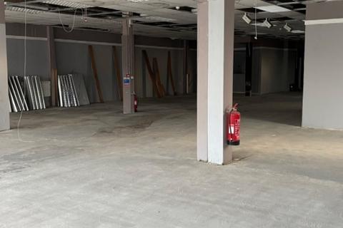 Retail property (high street) to rent, 300-322 Wragby Rd Lincoln LN2 4QD