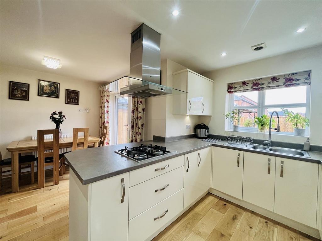 Dining Kitchen