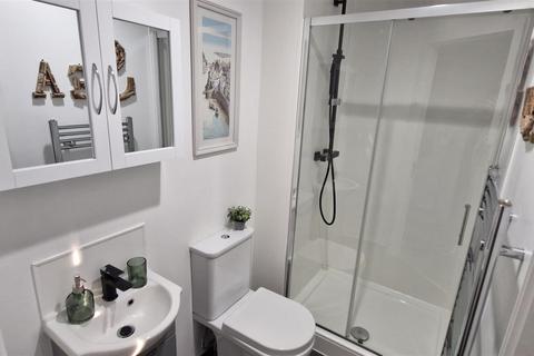 undefined, Room to Rent on Queens Road East, Beeston, Nottingham