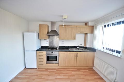 Studio to rent, Cottons Approach, Romford, RM7