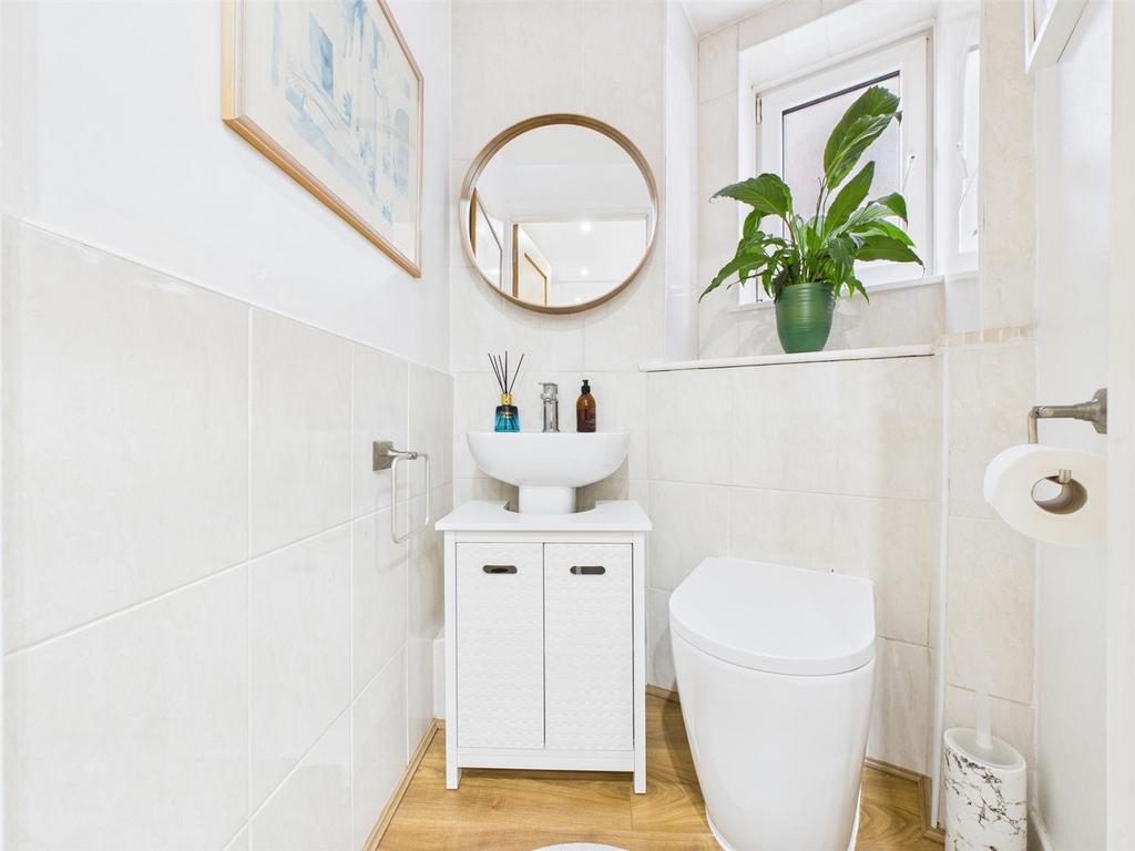 CAM04311 G0-PR0093-STILL020.jpg