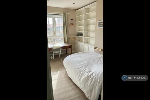 2 bedroom flat to rent, Reardon Street, London, E1W