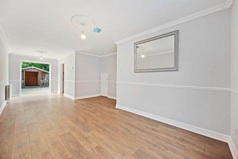 3 bedroom end of terrace house for sale, St. Pauls Close, Ealing