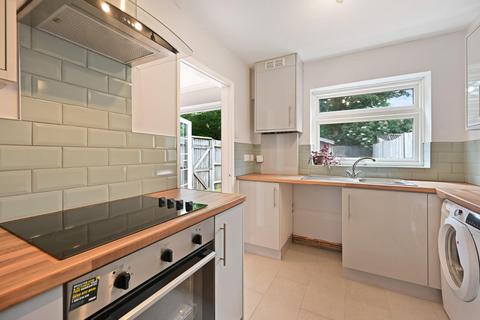 3 bedroom end of terrace house for sale, St. Pauls Close, Ealing