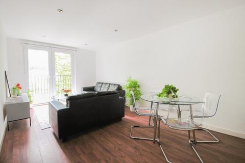 2 bedroom apartment to rent, 2nd Floor – 2 Bedroom, 2 Bath Apartment – Alto, Salford