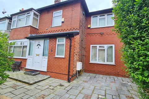 4 bedroom end of terrace house for sale, Farrant Road, Longsight