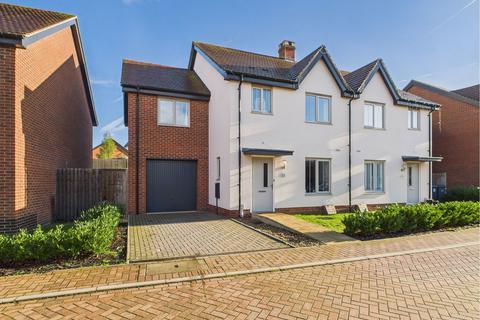 undefined, Ashwell Avenue, Framlingham