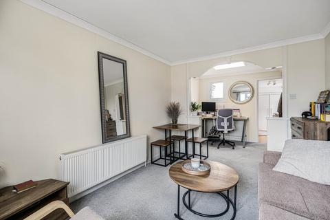 1 bedroom flat for sale, Lavington Road, Northfields, Ealing, W13