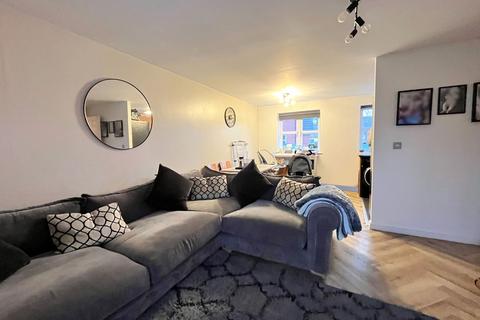 1 bedroom flat for sale, Leyburn Road, Chelmsley Wood, Birmingham, B37 5JY