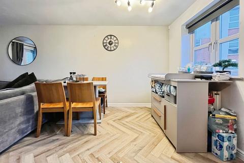 1 bedroom flat for sale, Leyburn Road, Chelmsley Wood, Birmingham, B37 5JY