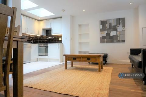 2 bedroom semi-detached house to rent, Bramber Road, London, W14