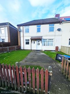 3 bedroom end of terrace house to rent, Beech Terrace, Catchgate DH9