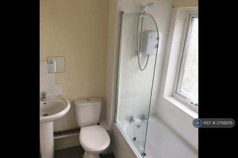 5 bedroom detached house to rent, Broomfield, Stacey Bushes, Milton Keynes, MK12