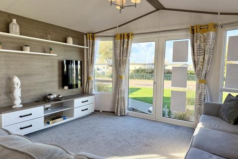 2 bedroom park home for sale, Seaview Holiday Park