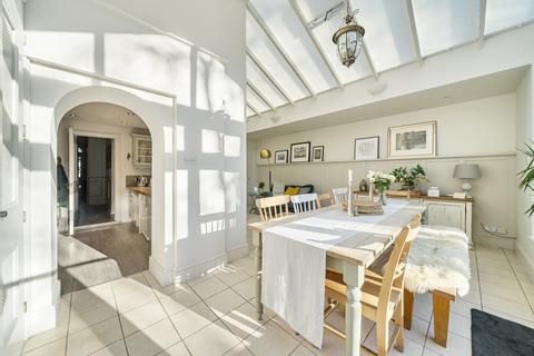 3 bedroom detached house for sale, Green Lane, Addlestone, Surrey, KT15