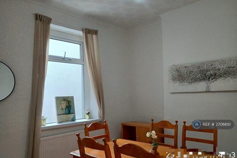 3 bedroom terraced house to rent, Augusta Street, Cardiff, CF24