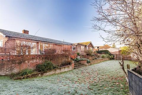 undefined, Epping Road, Broadley Common