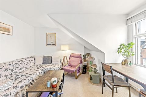 1 bedroom flat to rent, Hillfield Avenue, London N8