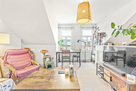 1 bedroom flat to rent, Hillfield Avenue, London N8