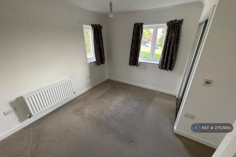 3 bedroom semi-detached house to rent, Cygnet Close, Orpington, BR5
