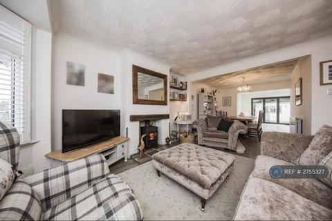 3 bedroom semi-detached house to rent, Lunsford Lane, Aylesford, ME20